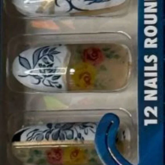 IONI Veil of Allure Press On Nails Bundle 4 Sets  12 Nails Each - Picture 7 of 7